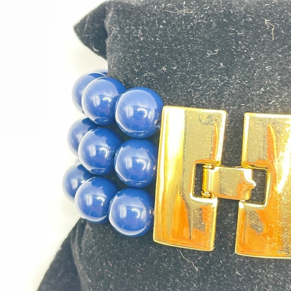 Monet Signed Vintage Navy Blue 3 Row Bead Bracelet Gold Tone Clasp - Picture 8 of 10